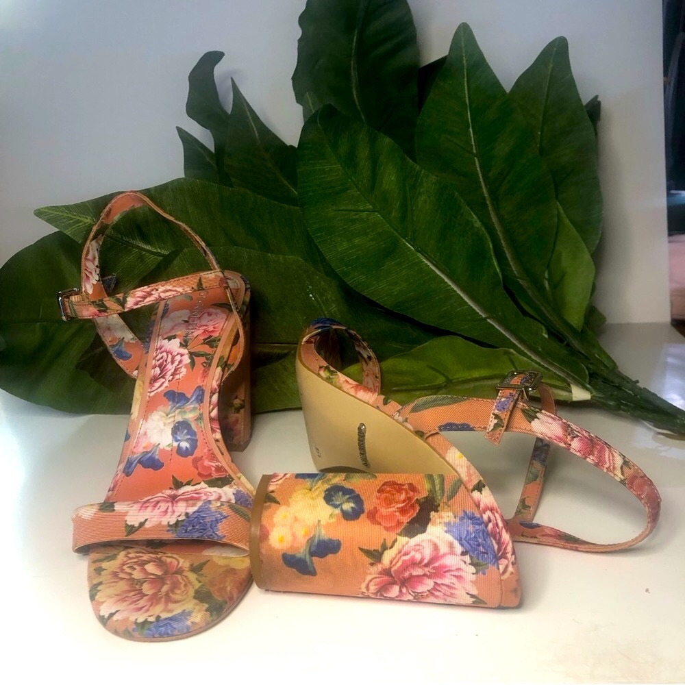 Gianni Bini Floral Block Heel Sandal